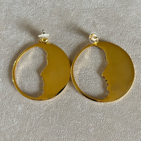 Jewelry - Oscar De La Renta Earrings